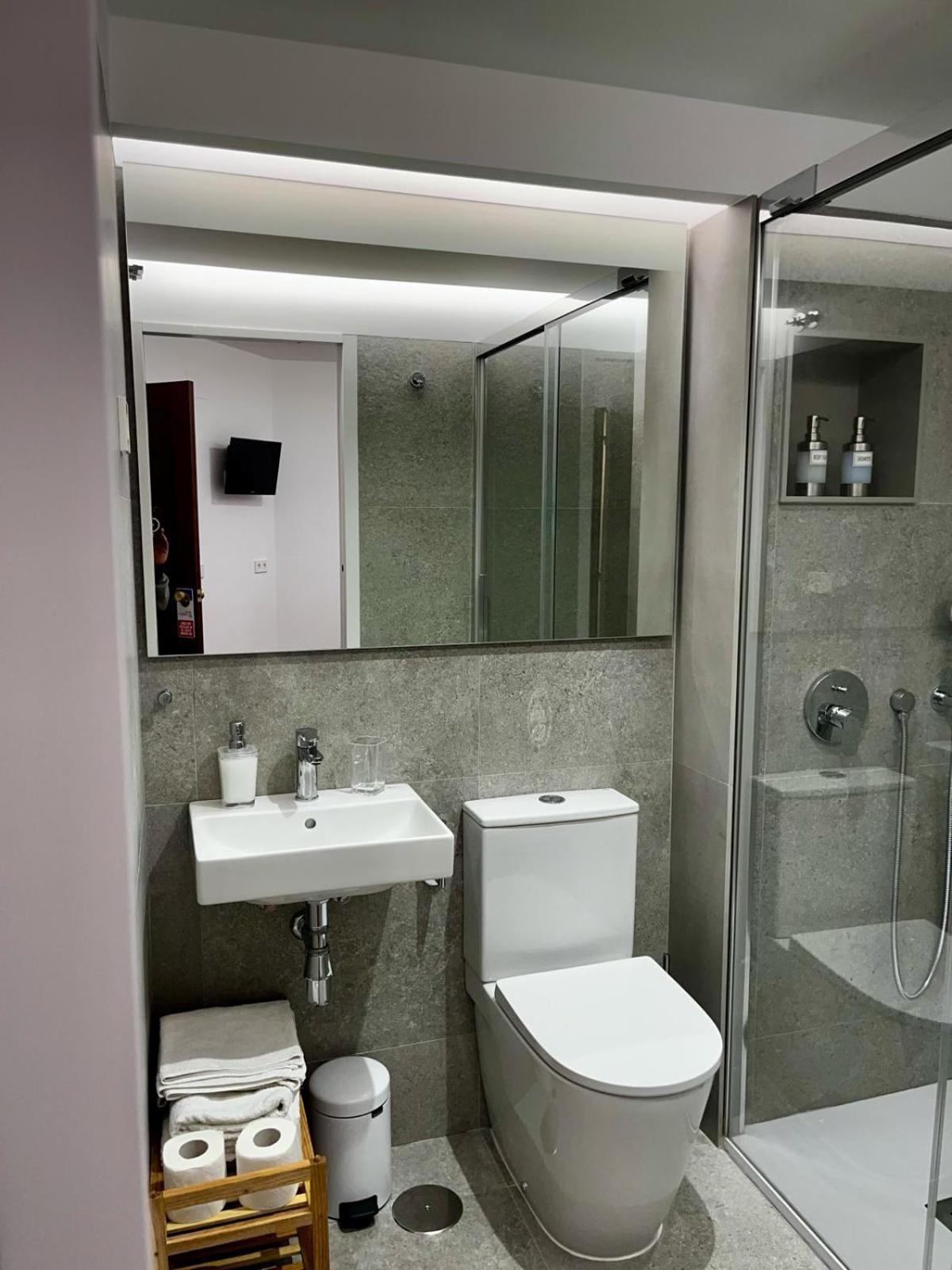 Hostal Charo II Santiago de Compostela Exteriör bild