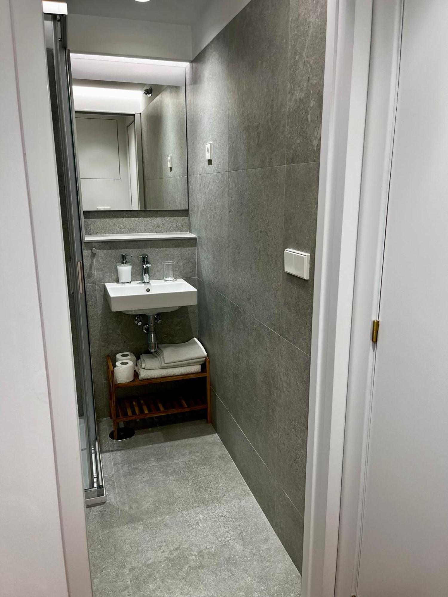 Hostal Charo II Santiago de Compostela Exteriör bild